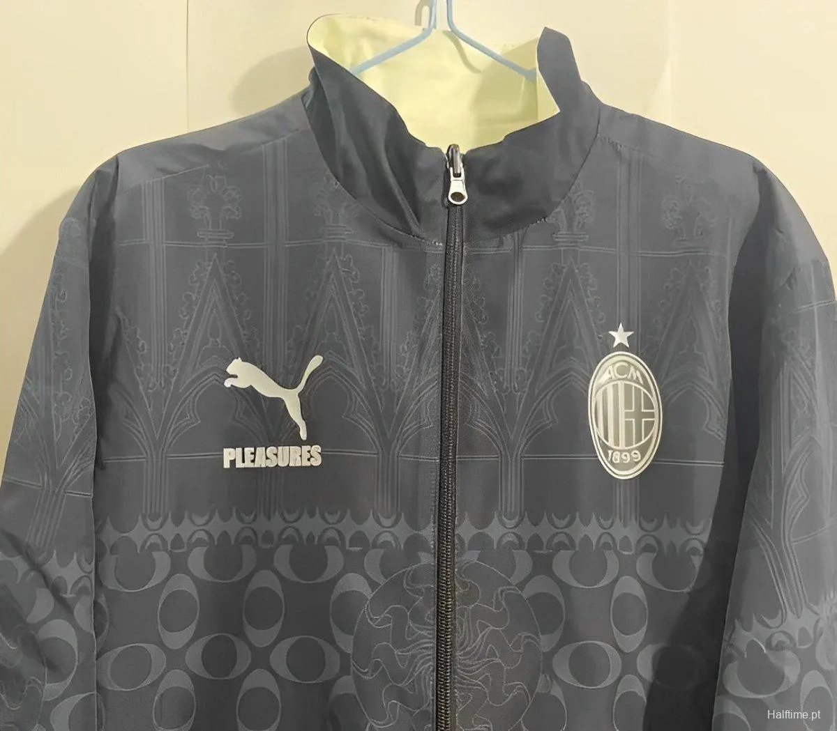 23/24 AC Milan PLEASURES Black/White Reversible Full Zipper Jacket