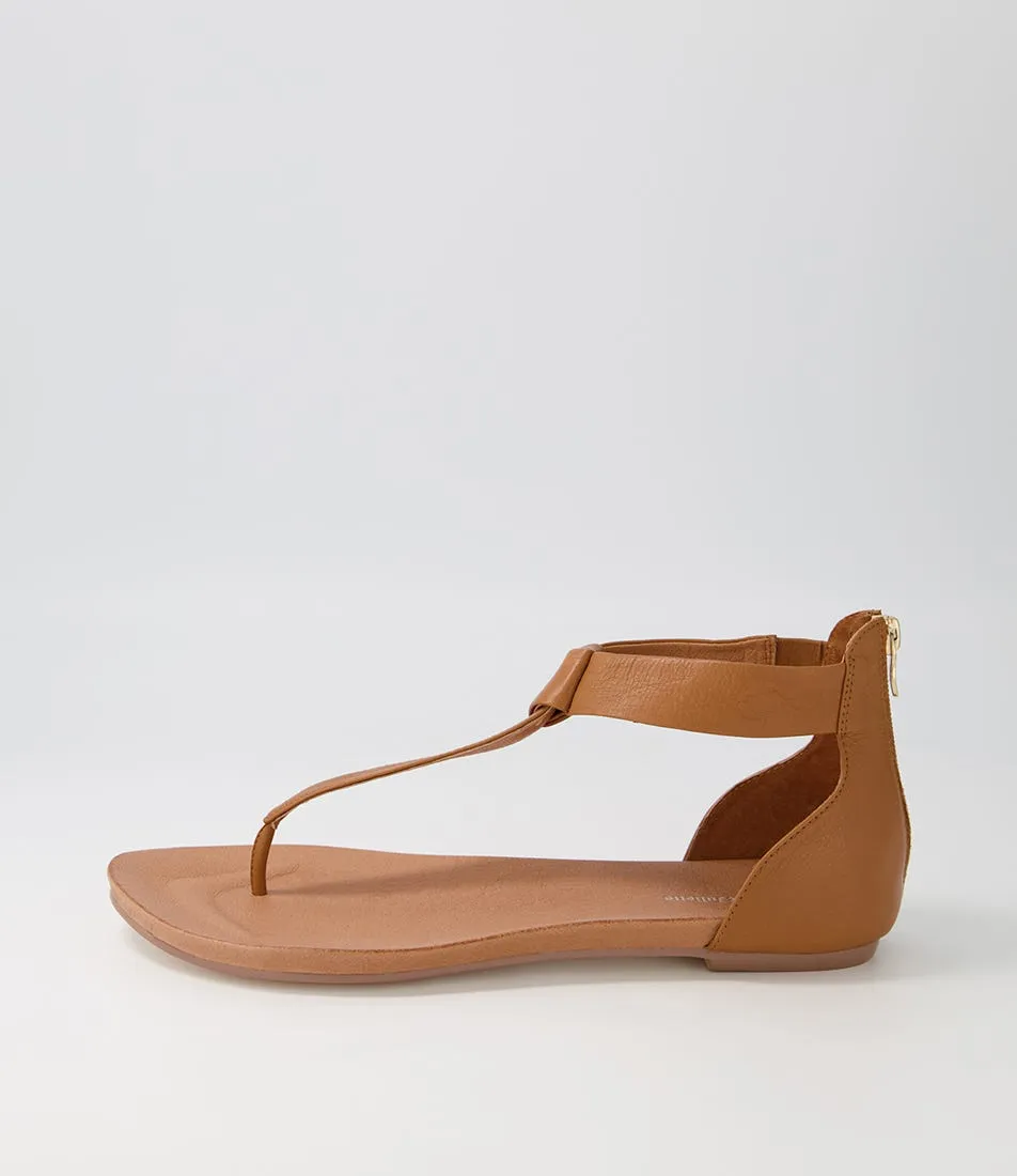 DJANGO & JULIETTE Jacklle Dark Tan Leather Sandals