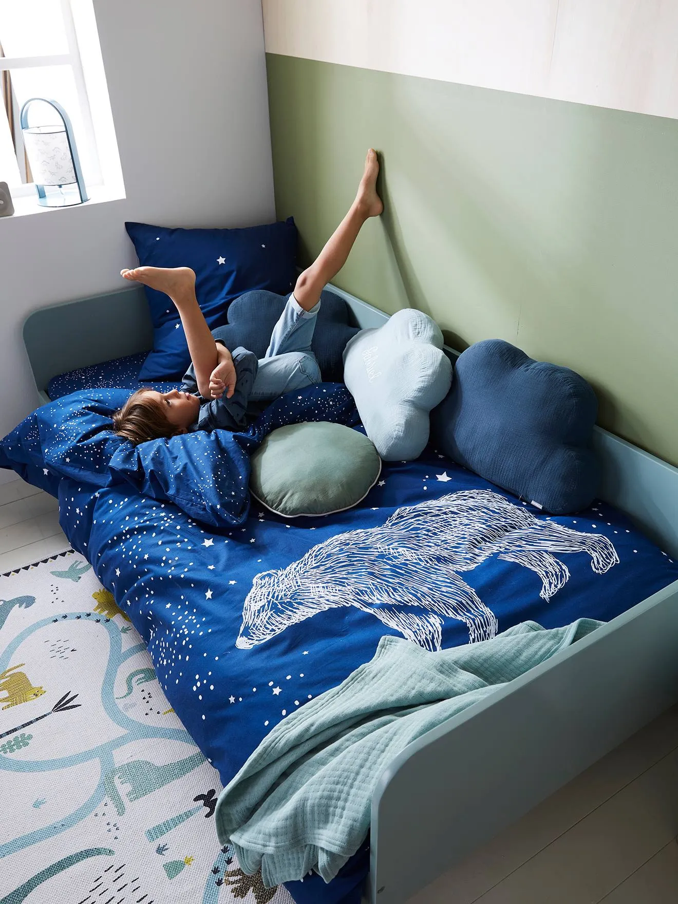 Duvet Cover + Pillowcase Set for Children, Glow-in-the-Dark Details, POLAR BEAR - dark blue