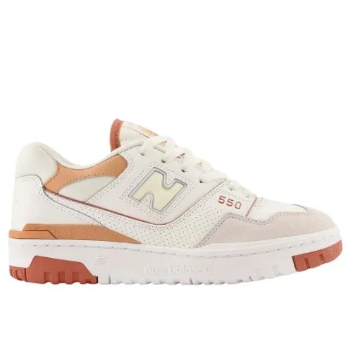 NEW BALANCE 550 IN CAFE AU LAIT (W)