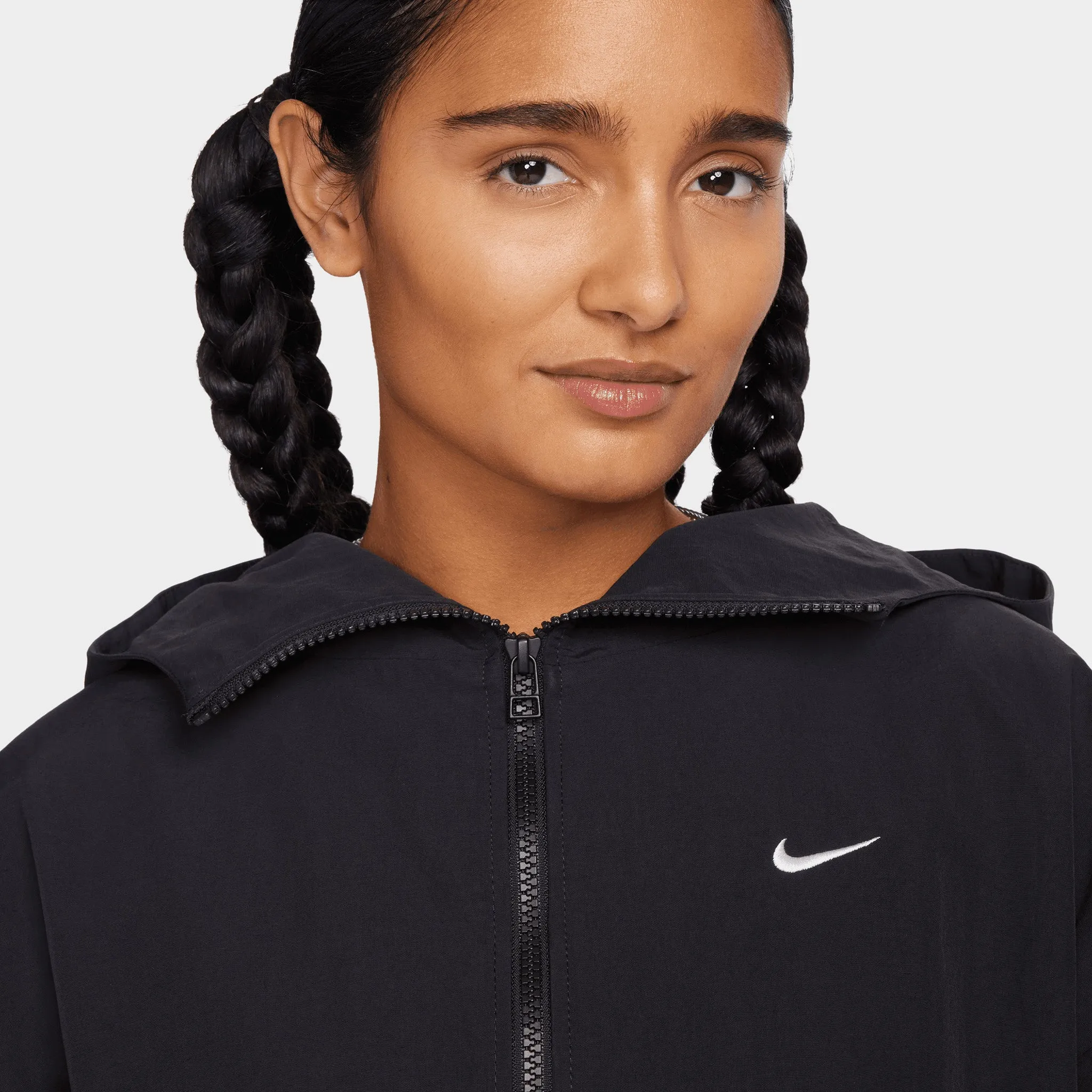 Nike Sportswear Women's Woven Jacket Black / White