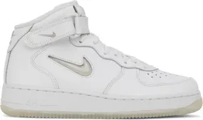 Nike White Air Force 1 '07 Sneakers