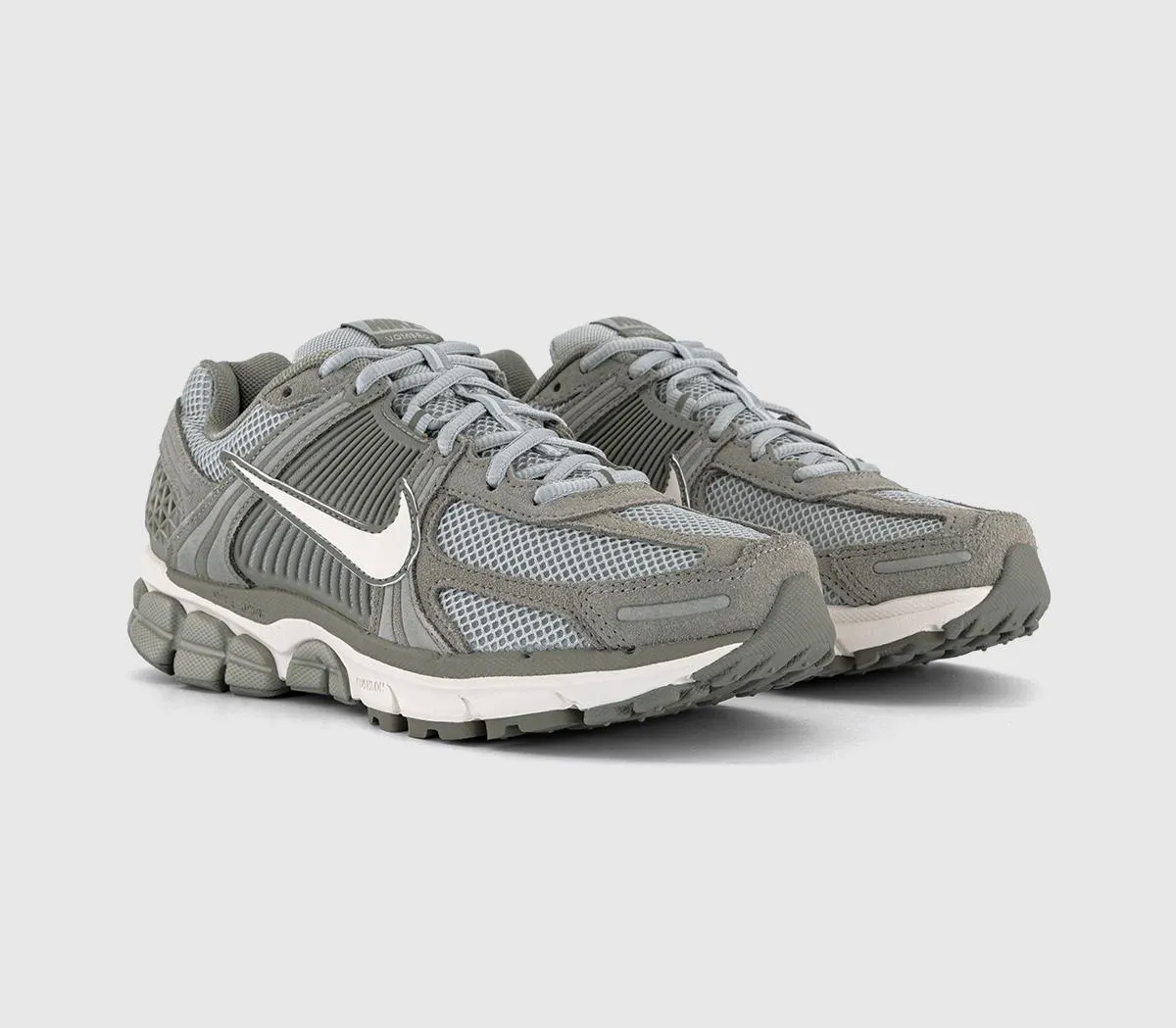 Nike Zoom Vomero 5 Trainers Dark Stucco Phantom Light Smoke Grey