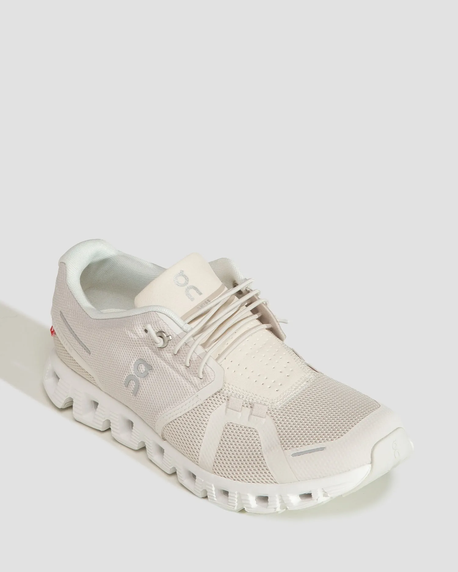 ON RUNNING CLOUD 5 men's trainers 5998773-pearl-white