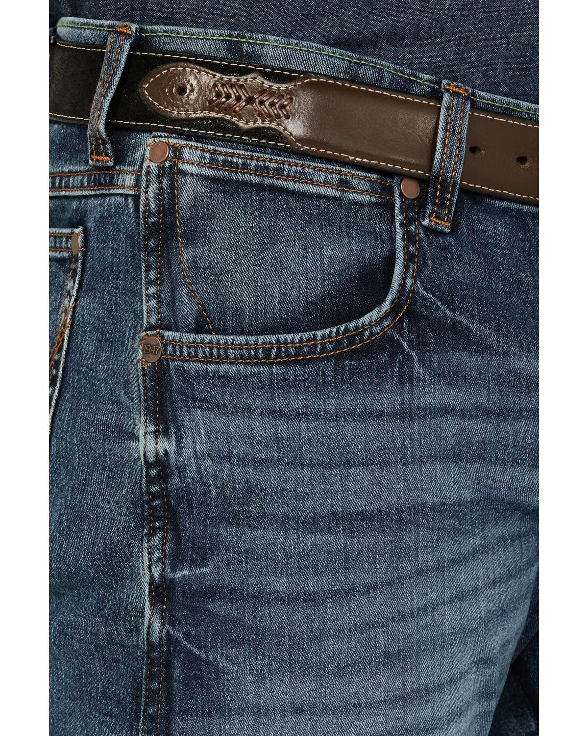 Product Name:  Wrangler Retro Men's Gaffery Medium Wash Slim Straight Stretch Denim Jeans