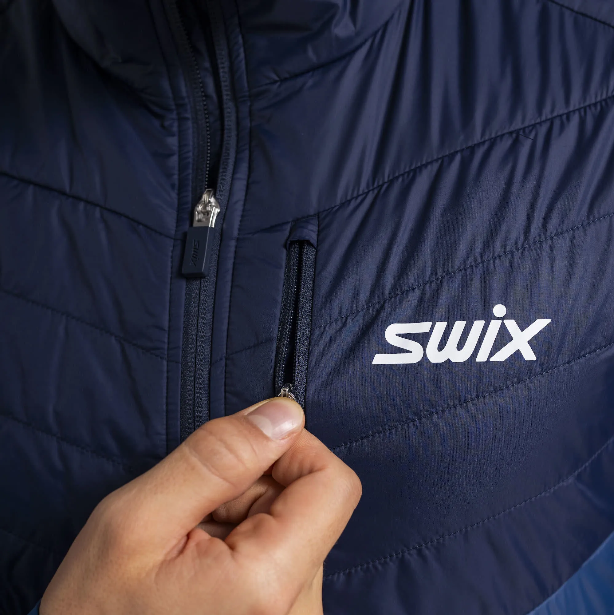 Swix Men's Dynamic Hybrid Insulated Jacket Lake Blue/Dark Navy | Buy Swix Men's Dynamic Hybrid Insulated Jacket Lake B