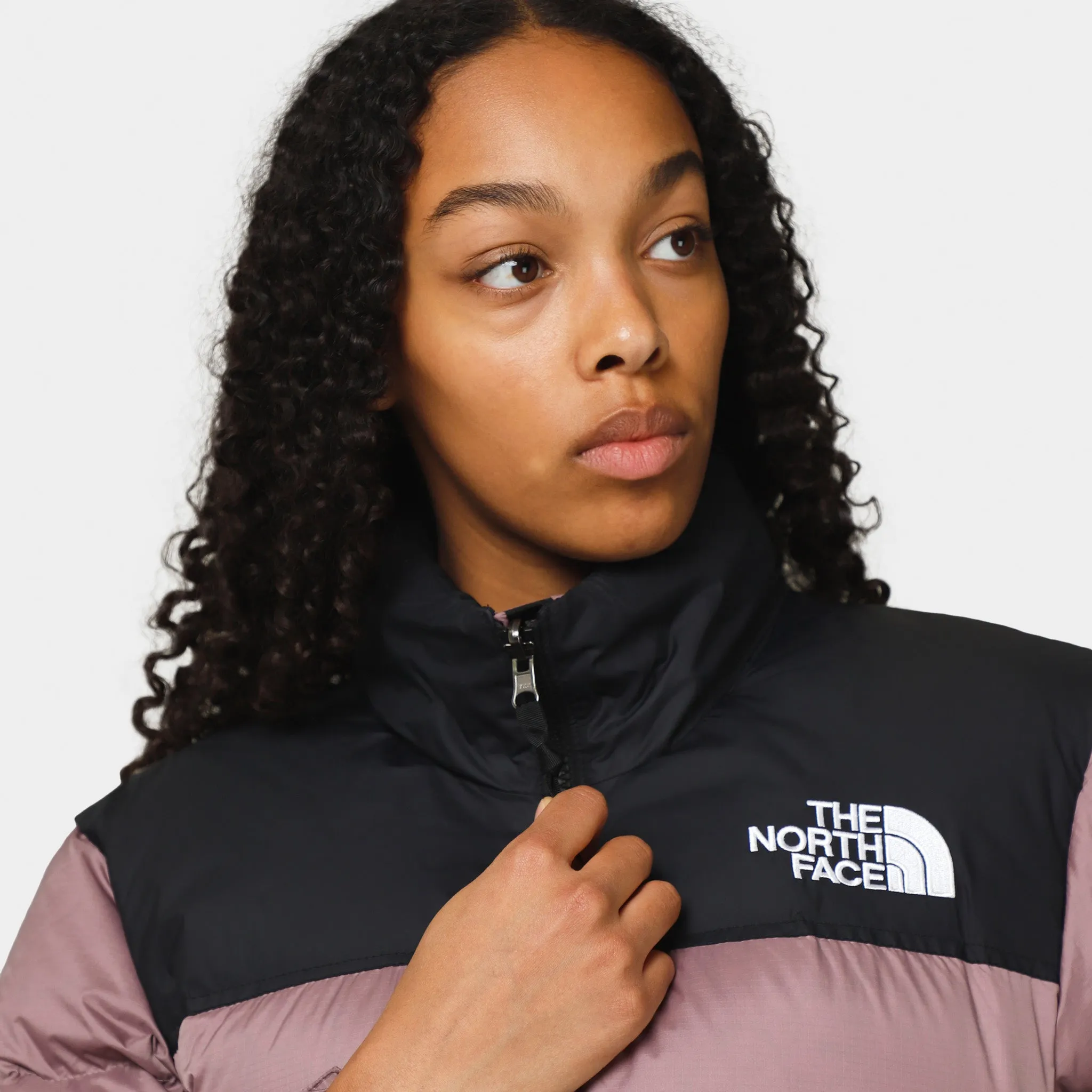 The North Face Women's 1996 Retro Nuptse Jacket Fawn Grey / TNF Black