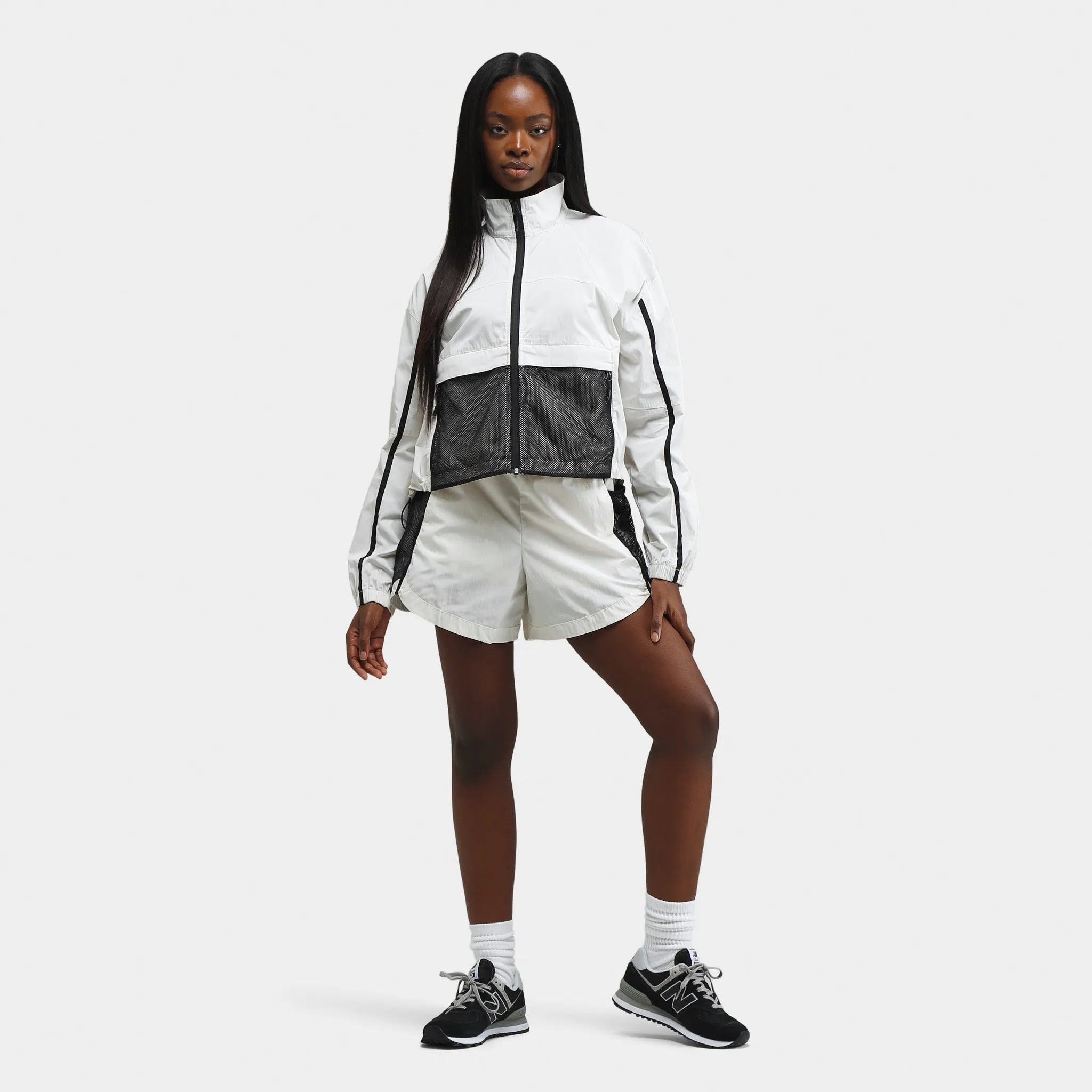 The North Face Women's 2000 Mountain Light Wind Jacket / White Dune