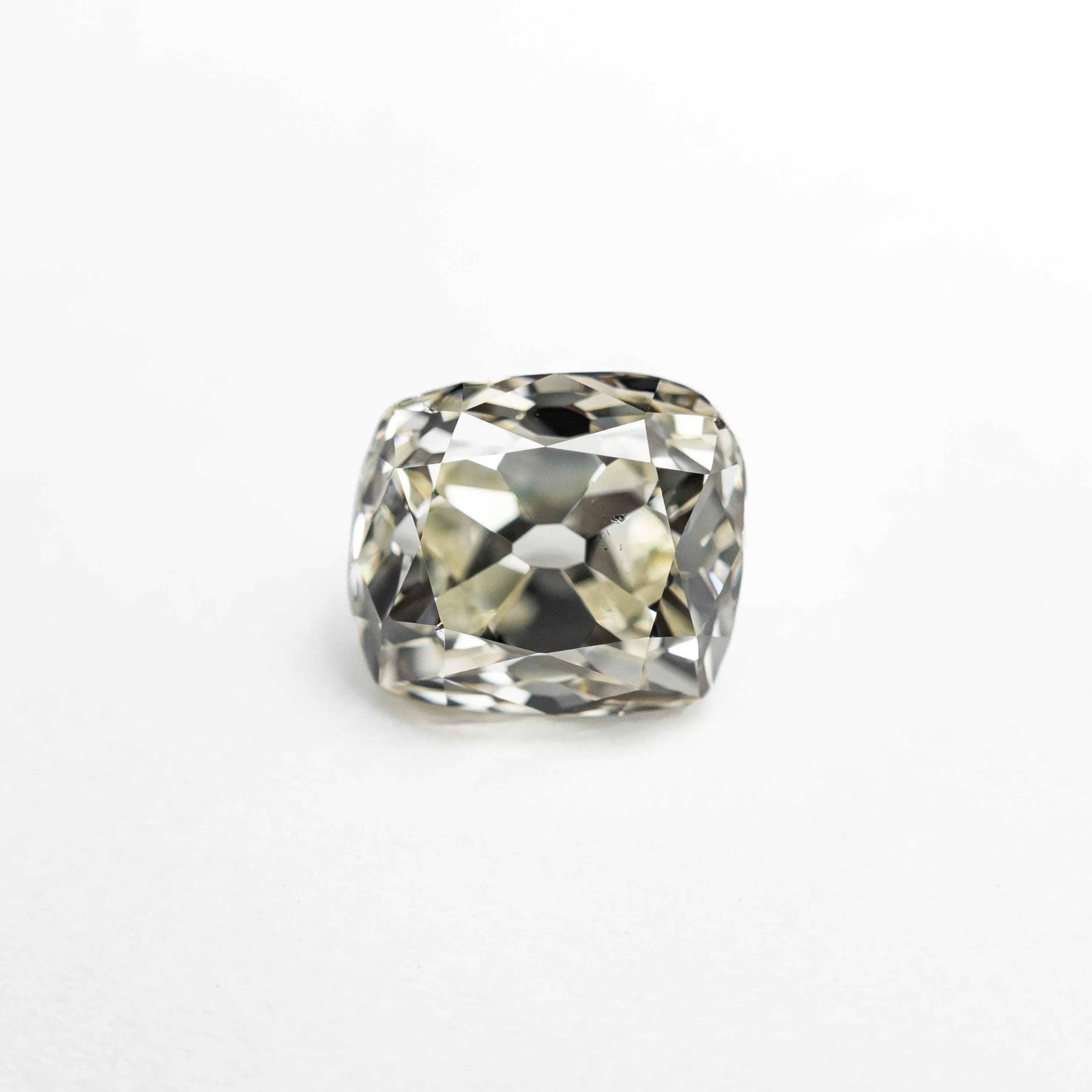 White Modern Antique Old Mine Cut Diamond - 1.00ct Cushion