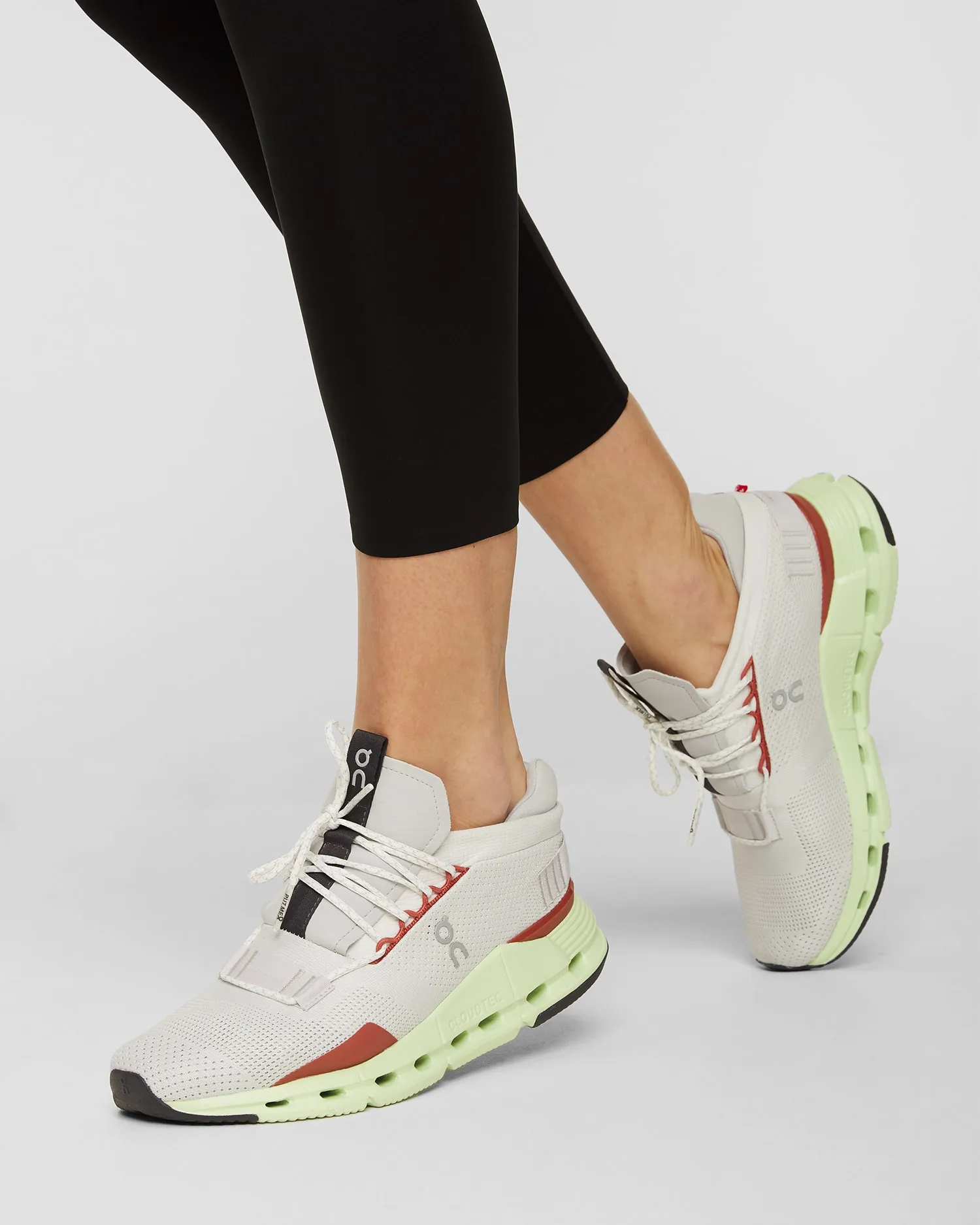 Women's trainers ON RUNNING CLOUDNOVA 2698489-white-limelight