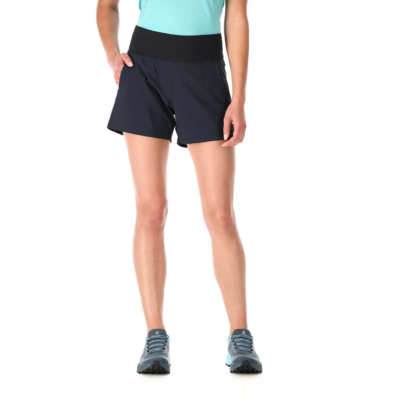 Womens Momentum Shorts